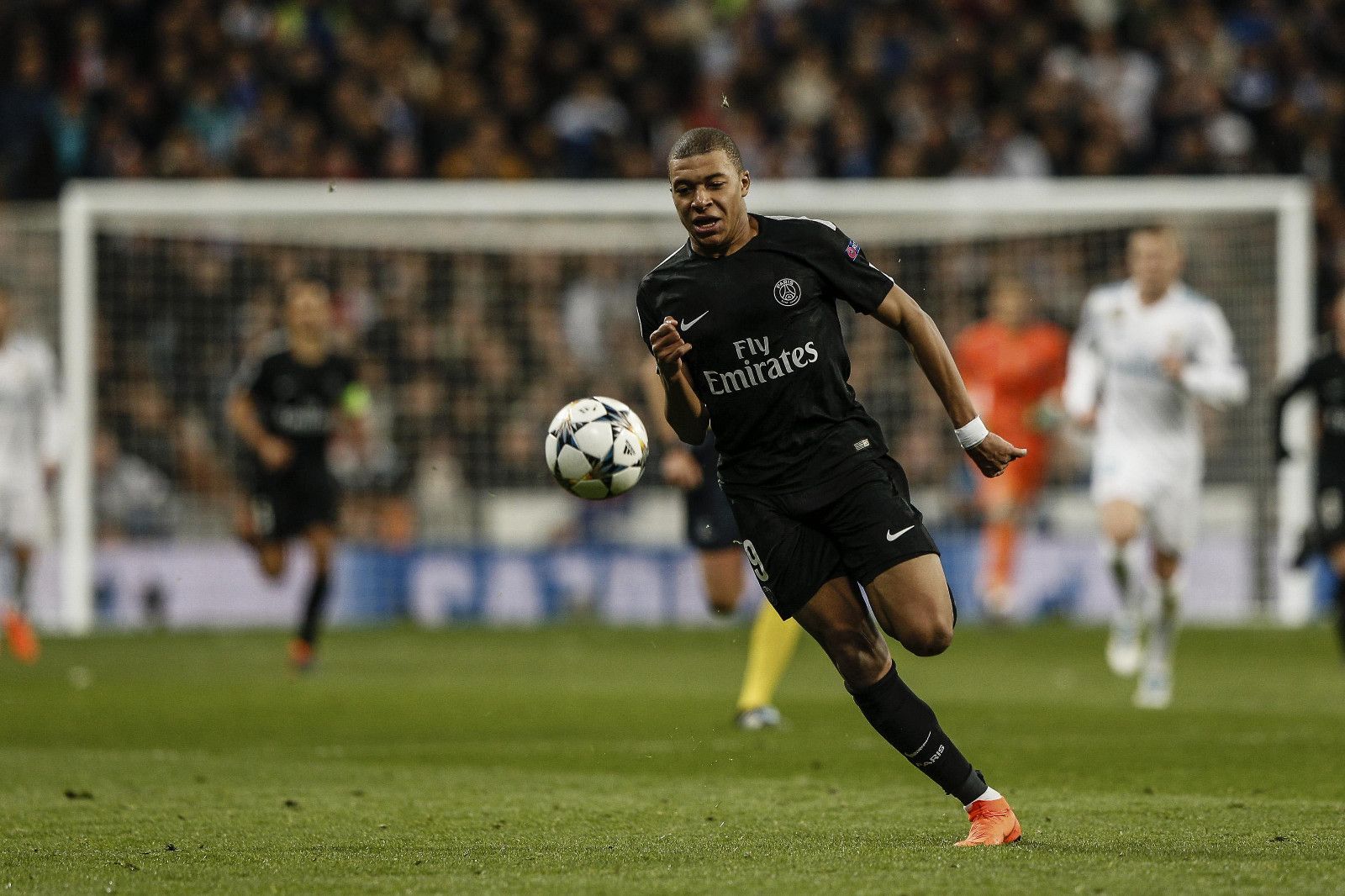 比利亚：亚马尔是一名独一无二的球员，很多年才会出现一个（比利亚：亚马尔天赋异禀，多年一遇的球员）