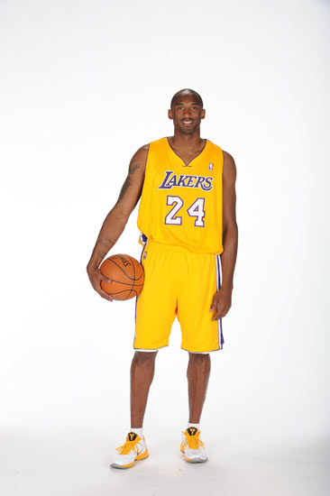 比利亚：西班牙前国脚奎尼是西班牙足球历史上最伟大的射手（比利亚盛赞奎尼：西班牙足球史上最伟大射手）