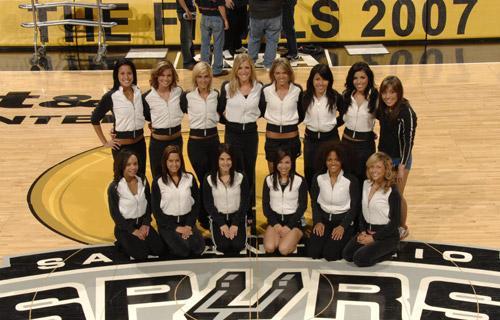 ESPN：邓弗里斯因伤缺席荷兰与波兰的世预赛（ESPN：邓弗里斯伤停，无缘荷兰对波兰的世预赛）