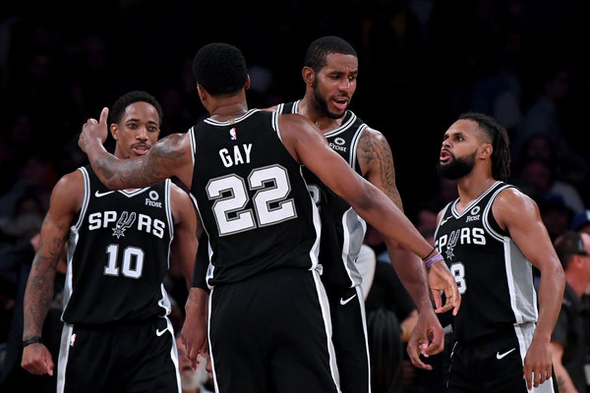 巴西队在阿森纳基地训练，安切洛蒂与阿尔特塔会面并合影（巴西队赴阿森纳基地训练，安切洛蒂与阿尔特塔相会合影）