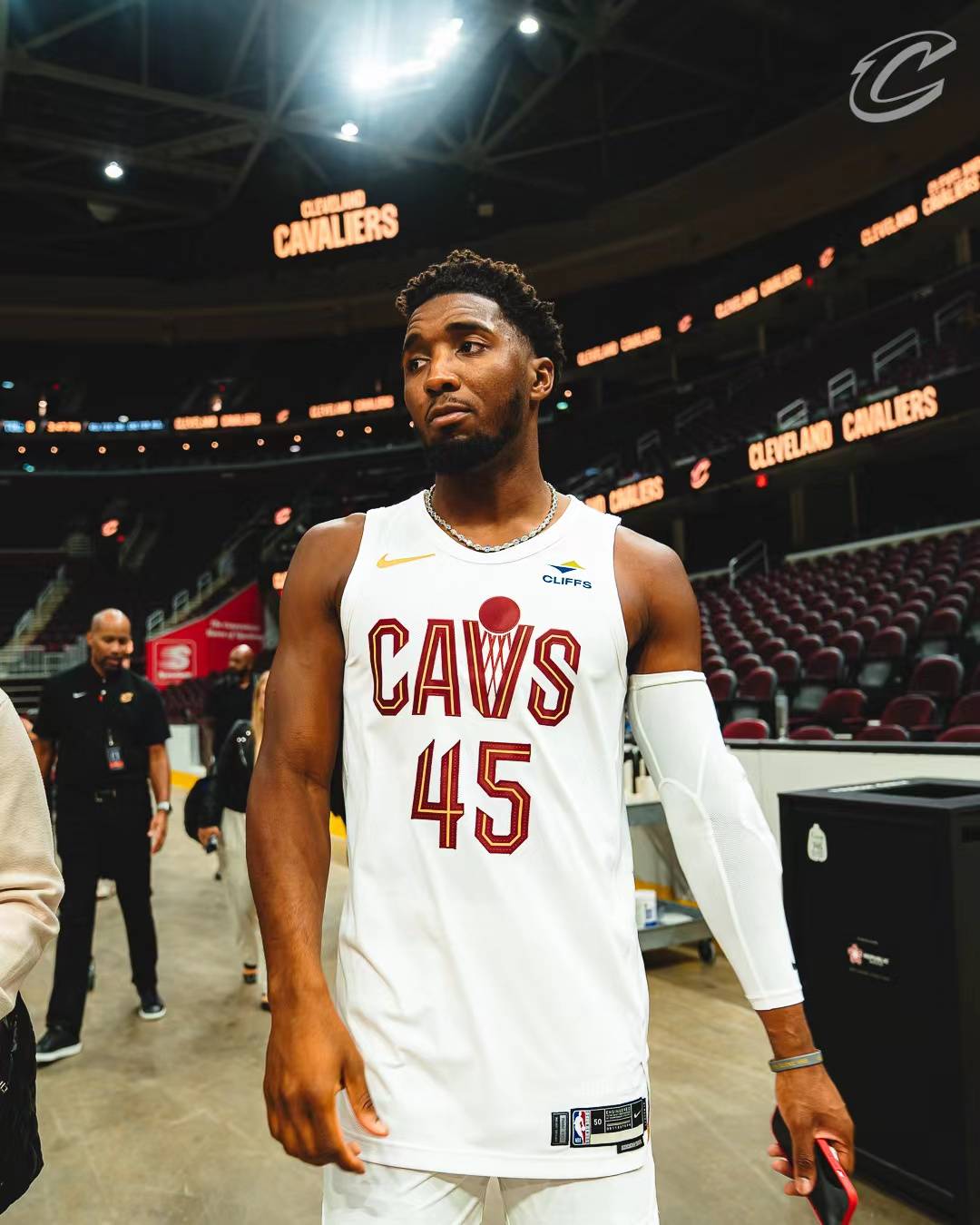 解说到了一个亚冠精英联赛的超巨失误…（解说直击亚冠精英联赛顶级球星的致命失误）