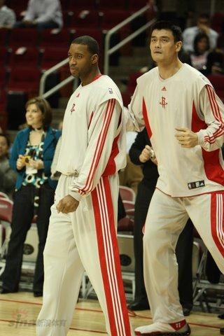 长传、过人成功率100%，卡尔当选柏林联合vs拜仁全场最佳（柏林联合对阵拜仁一战，卡尔长传和过人成功率100%，荣膺全场最佳）