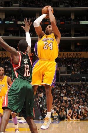 国家队教练下课风波频发（国家队帅位动荡连连）